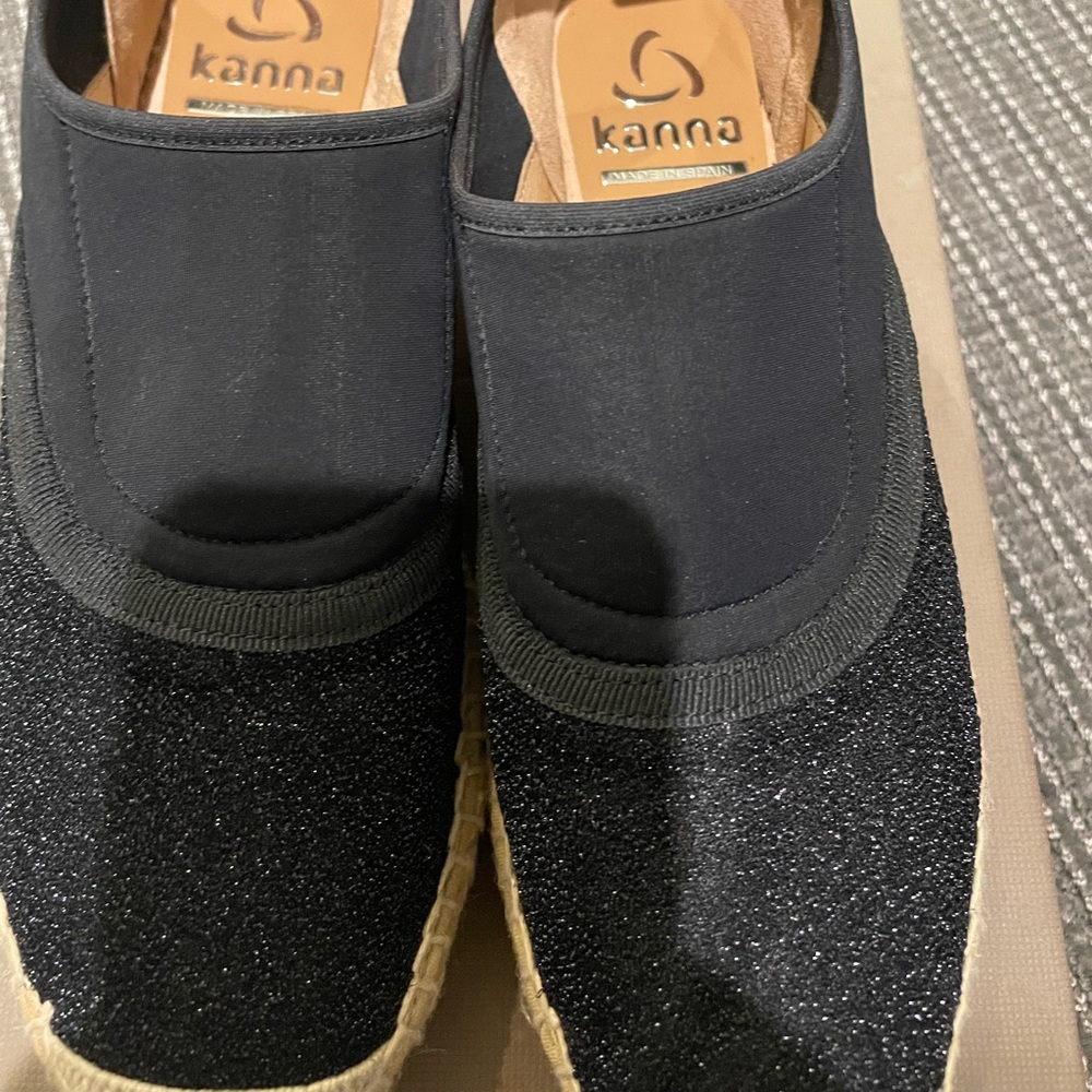 Kanna size 7 espadrilles ~ black with some sparkly ~brand NEW